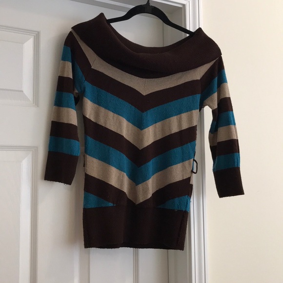 Stripped Sweater - Picture 1 of 1
